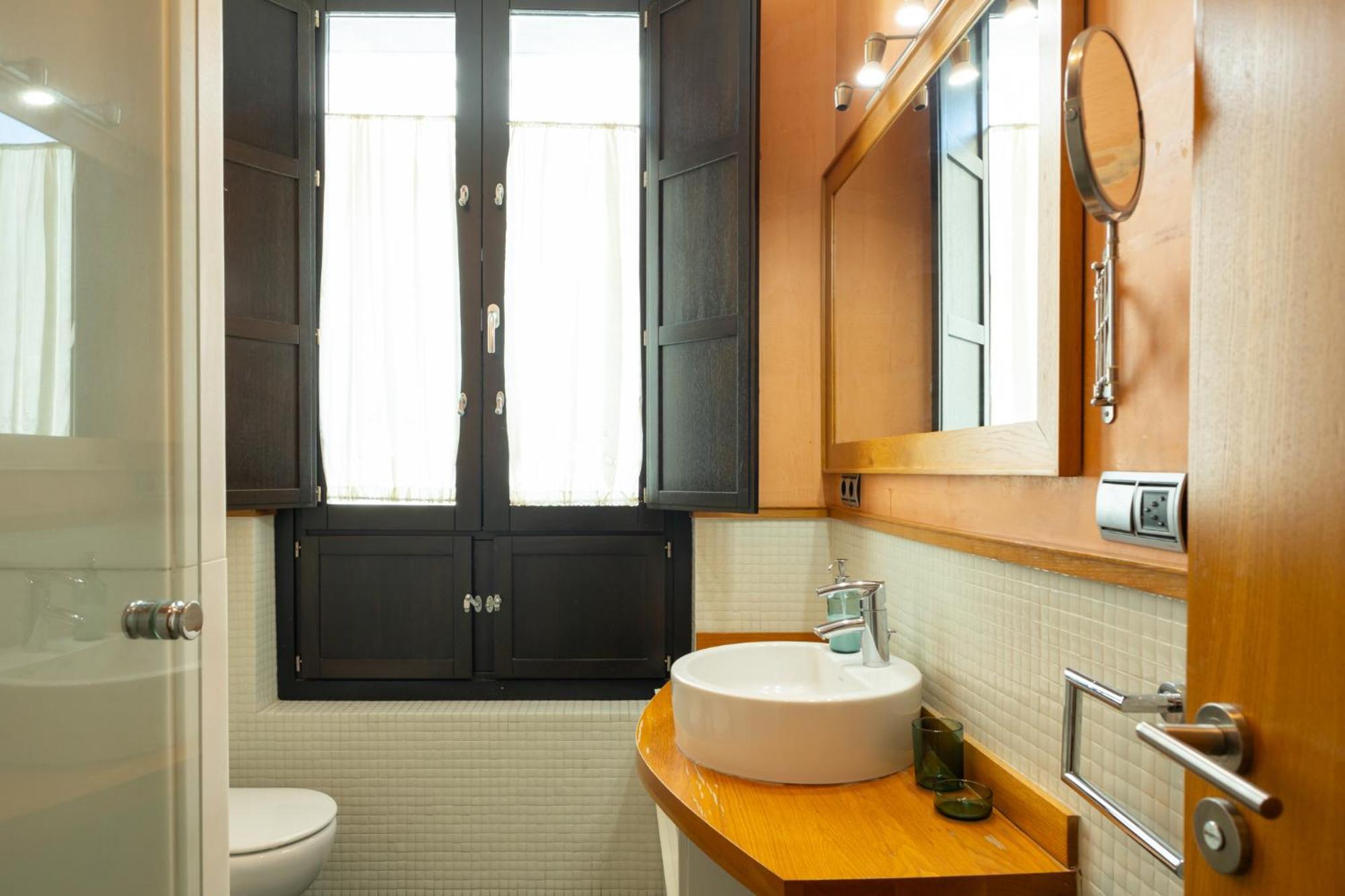 La Maestranza Charming One Or Two Bedrooms Apartments By Ocityzen Σεβίλλη Εξωτερικό φωτογραφία